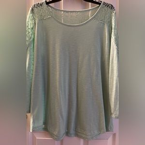 Ladies long sleeve light green with lace top. Size large.  Gently worn.